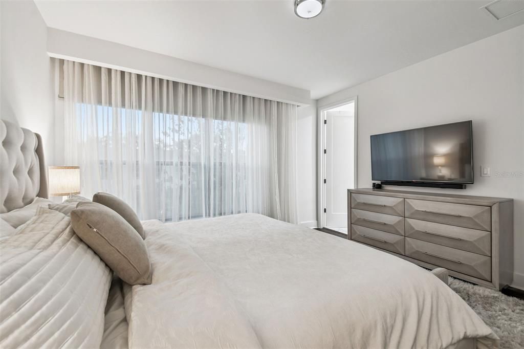 For Sale: $440,000 (4 beds, 3 baths, 2109 Square Feet)