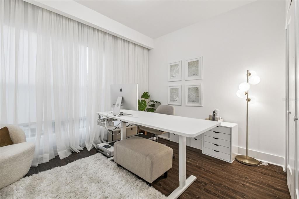 For Sale: $440,000 (4 beds, 3 baths, 2109 Square Feet)