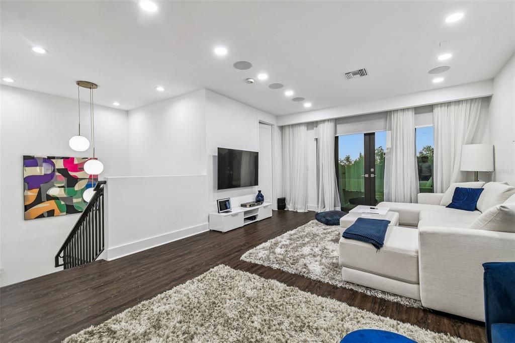 For Sale: $440,000 (4 beds, 3 baths, 2109 Square Feet)