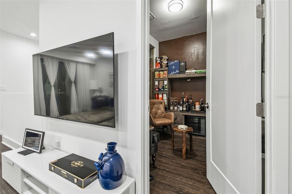 For Sale: $440,000 (4 beds, 3 baths, 2109 Square Feet)