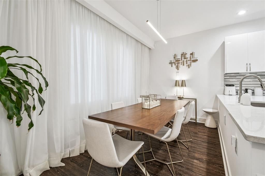 For Sale: $440,000 (4 beds, 3 baths, 2109 Square Feet)