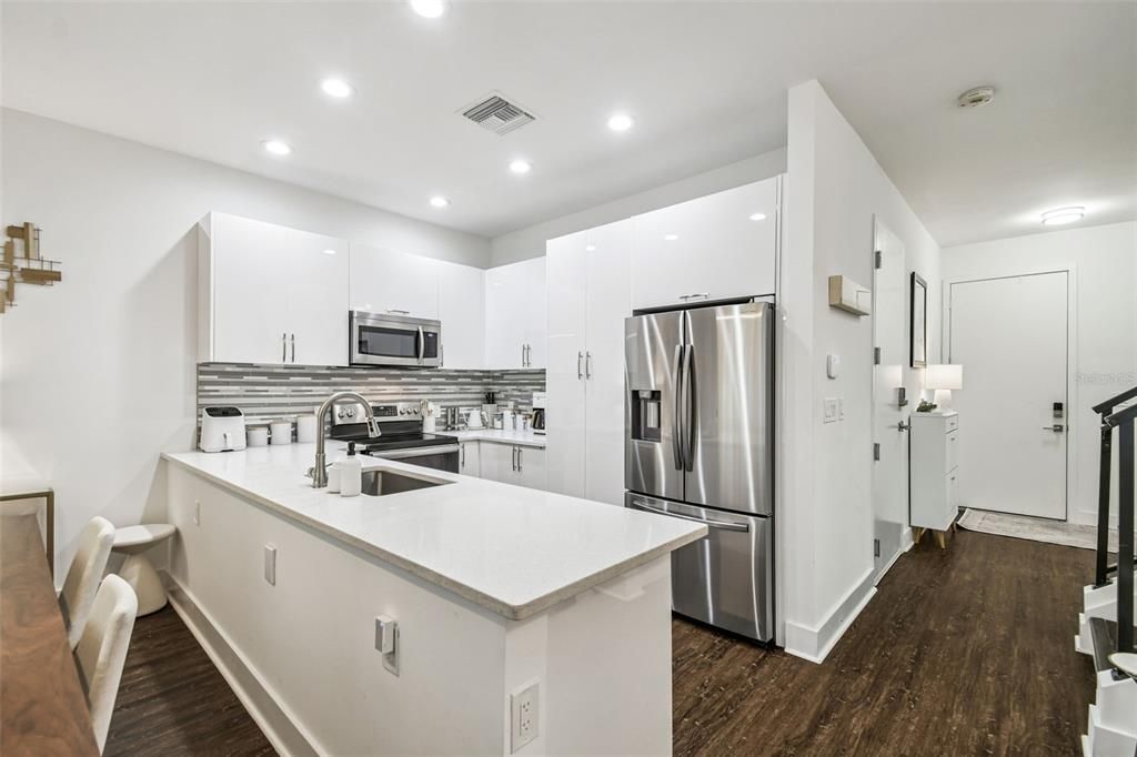 For Sale: $440,000 (4 beds, 3 baths, 2109 Square Feet)