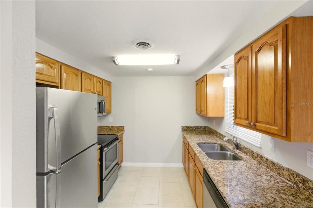 For Sale: $302,500 (3 beds, 2 baths, 1421 Square Feet)