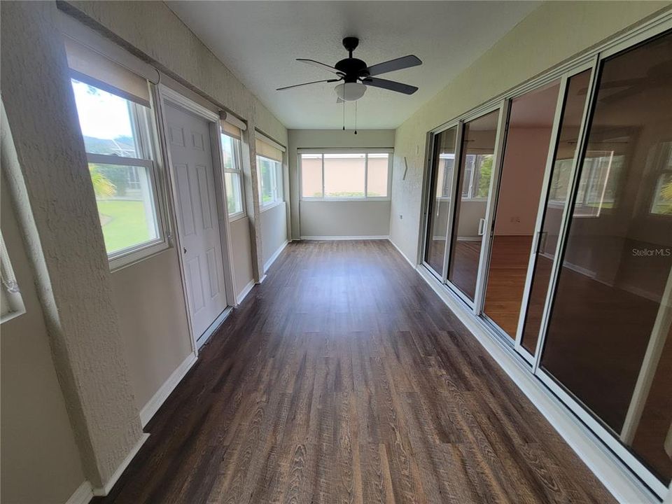 For Sale: $365,000 (2 beds, 2 baths, 1918 Square Feet)