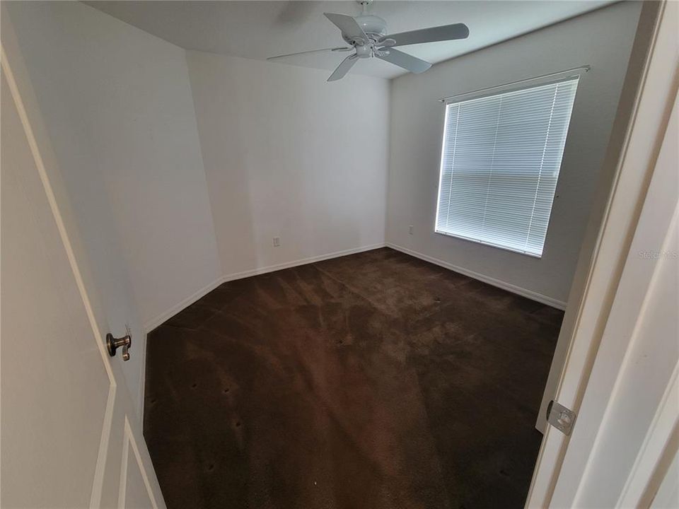 For Sale: $365,000 (2 beds, 2 baths, 1918 Square Feet)