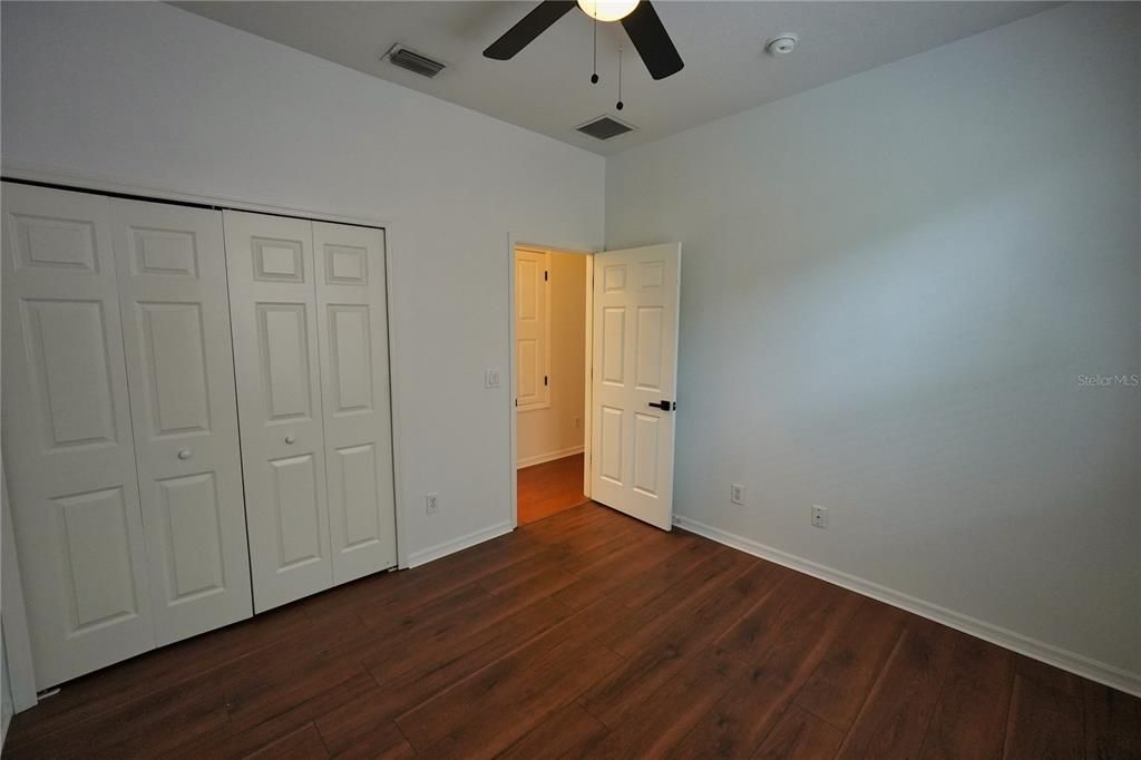 For Sale: $490,000 (4 beds, 2 baths, 1941 Square Feet)