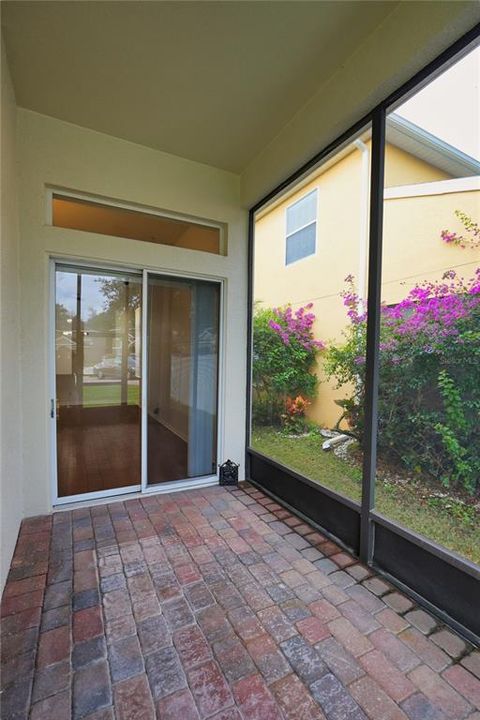 For Sale: $490,000 (4 beds, 2 baths, 1941 Square Feet)