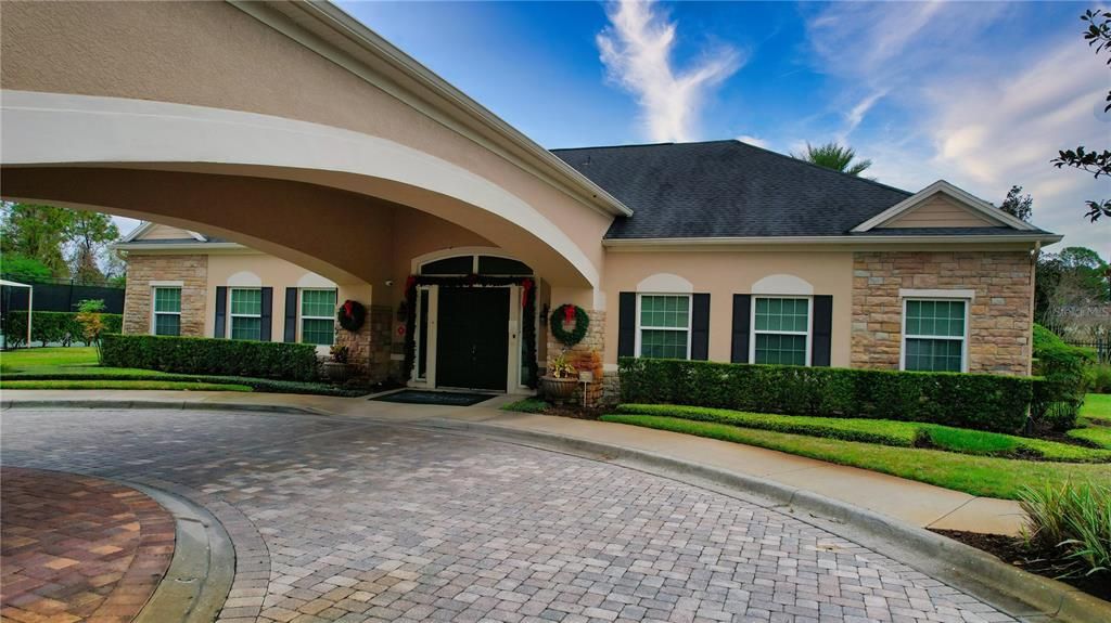 For Sale: $490,000 (4 beds, 2 baths, 1941 Square Feet)