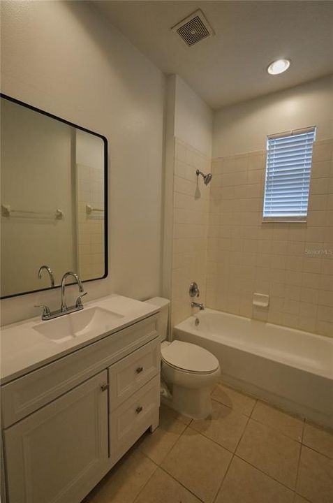 For Sale: $490,000 (4 beds, 2 baths, 1941 Square Feet)