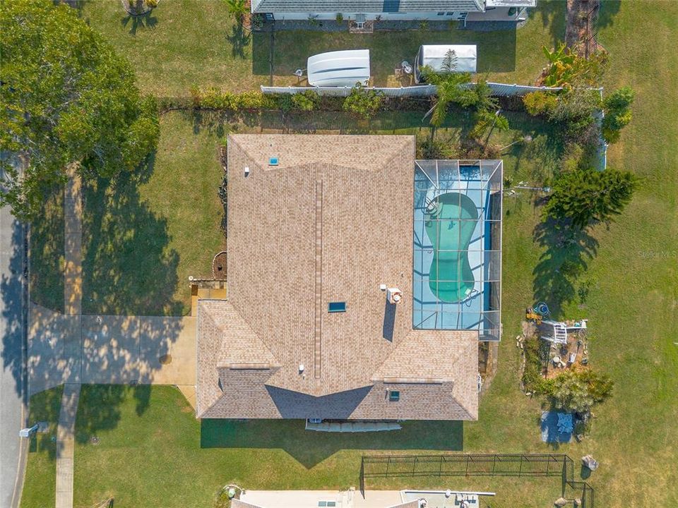 For Sale: $357,500 (3 beds, 2 baths, 1903 Square Feet)