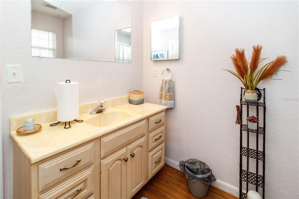 待售: $422,000 (3 贝兹, 2 浴室, 1568 平方英尺)