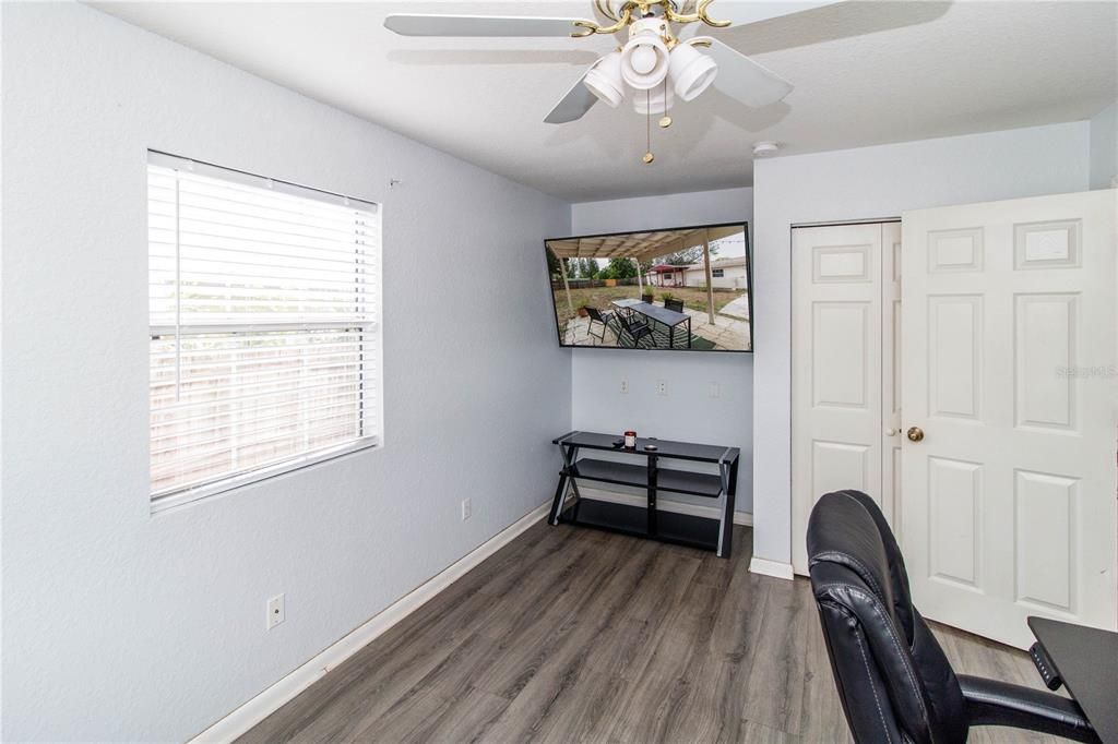 待售: $422,000 (3 贝兹, 2 浴室, 1568 平方英尺)