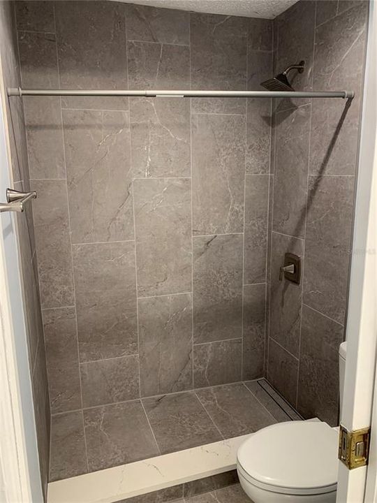 For Sale: $260,000 (3 beds, 2 baths, 1220 Square Feet)