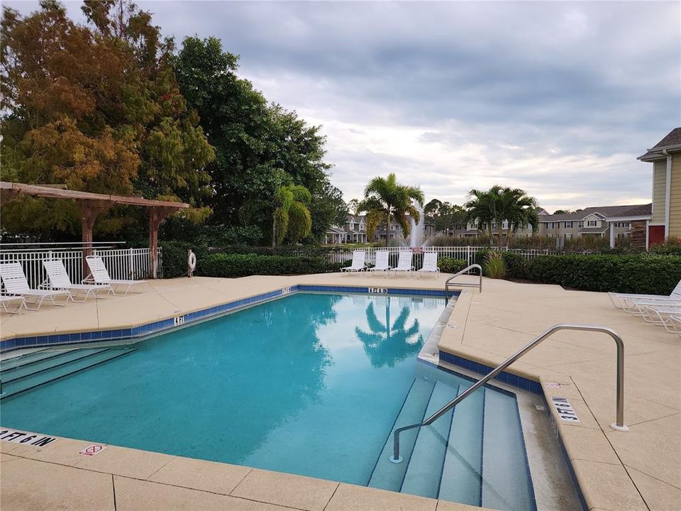 В аренду: $1,600 (2 спален, 2 ванн, 928 Квадратных фут)