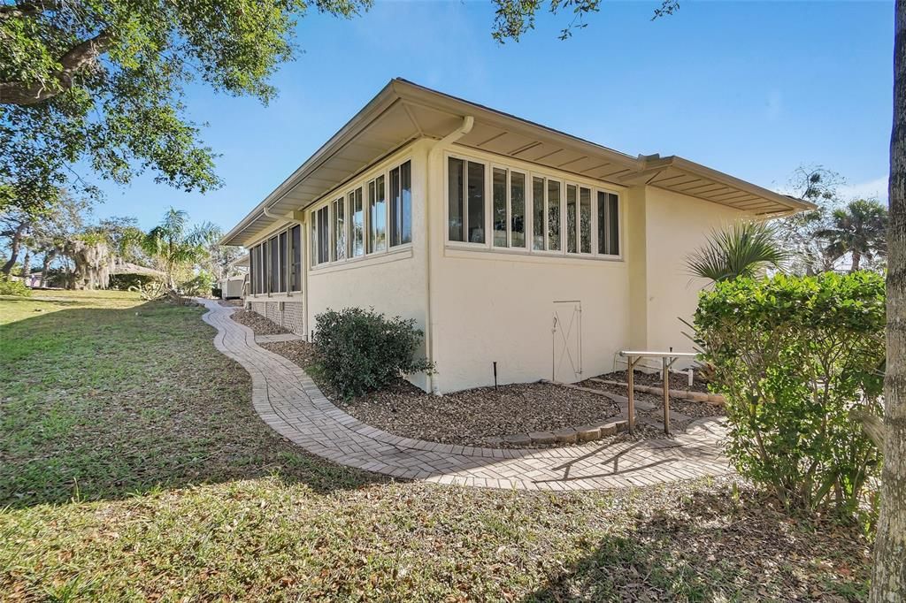 En Venta: $525,000 (4 camas, 3 baños, 3564 Pies cuadrados)