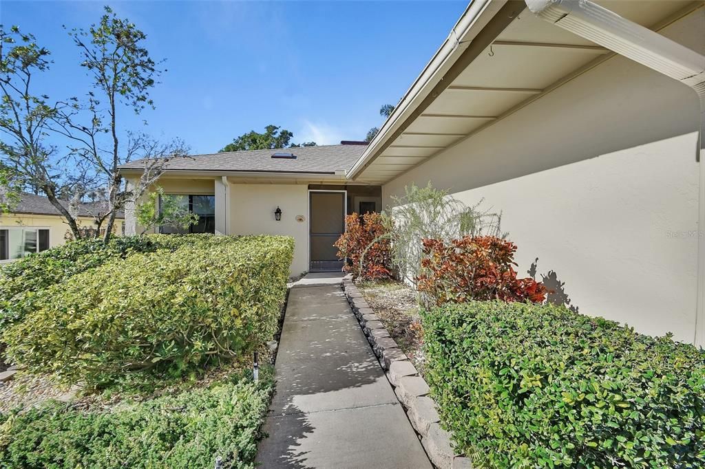 En Venta: $525,000 (4 camas, 3 baños, 3564 Pies cuadrados)