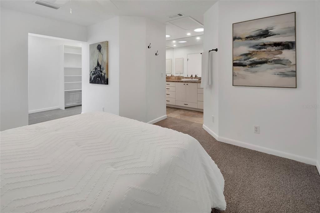 En Venta: $525,000 (4 camas, 3 baños, 3564 Pies cuadrados)