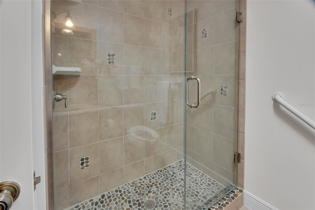 En Venta: $525,000 (4 camas, 3 baños, 3564 Pies cuadrados)