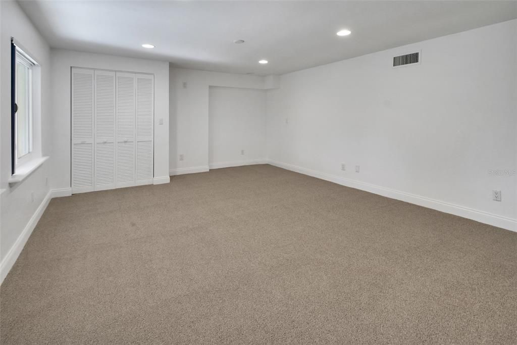 En Venta: $525,000 (4 camas, 3 baños, 3564 Pies cuadrados)