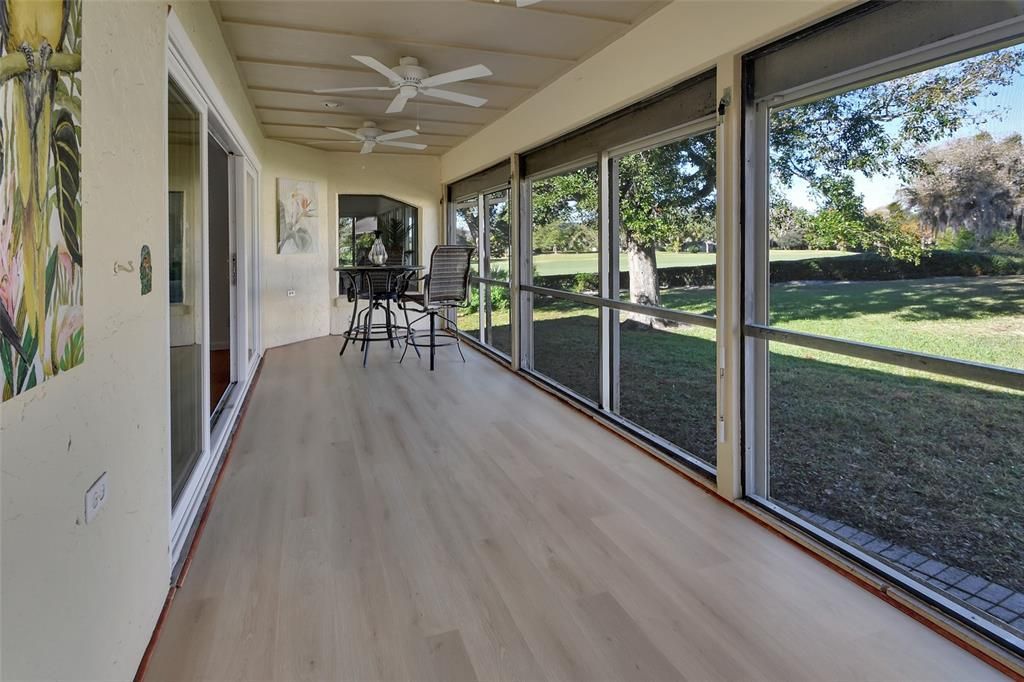 En Venta: $525,000 (4 camas, 3 baños, 3564 Pies cuadrados)