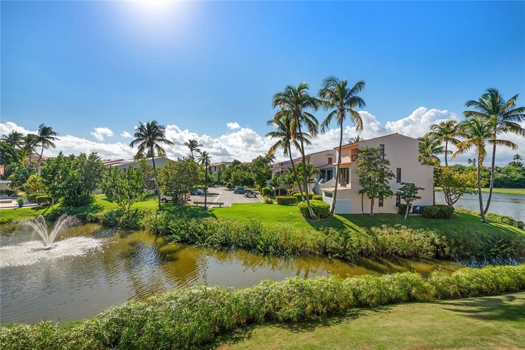 For Sale: $475,000 (2 beds, 2 baths, 1578 Square Feet)