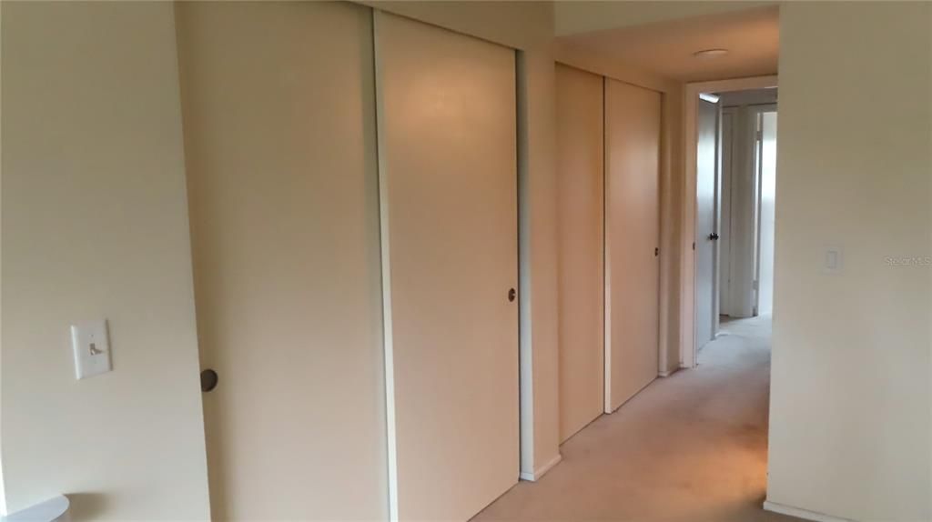 出租: $1,800 (2 贝兹, 2 浴室, 1400 平方英尺)