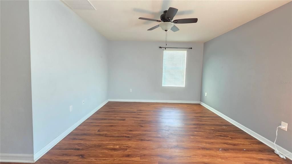 For Rent: $3,100 (4 beds, 2 baths, 2026 Square Feet)