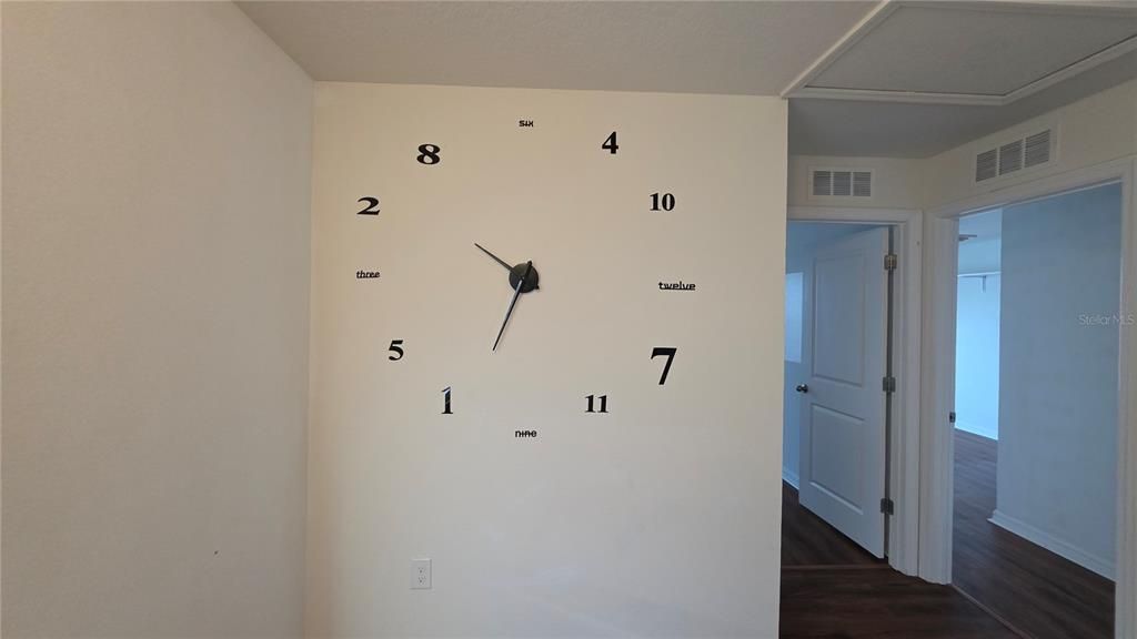 For Rent: $3,100 (4 beds, 2 baths, 2026 Square Feet)