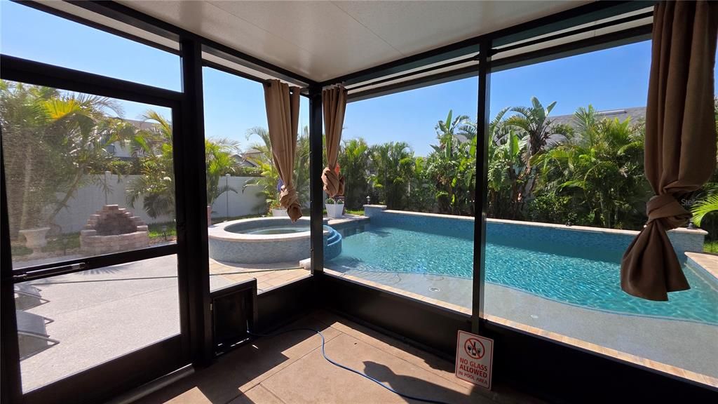 For Rent: $3,100 (4 beds, 2 baths, 2026 Square Feet)