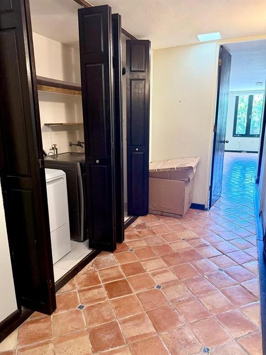 For Rent: $3,000 (3 beds, 2 baths, 2000 Square Feet)