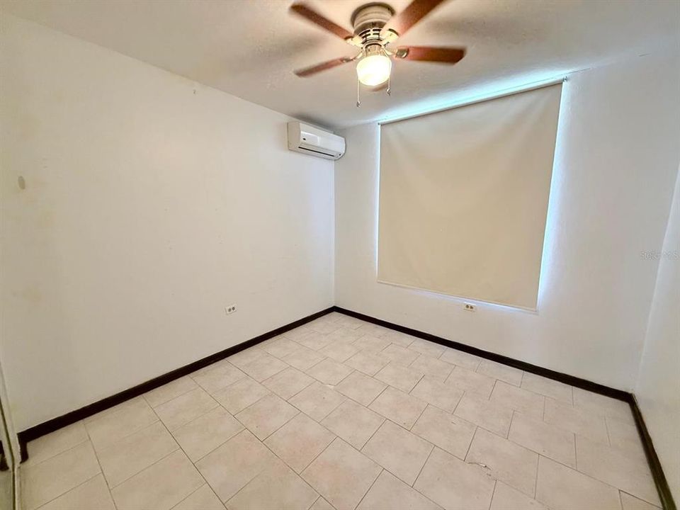 For Rent: $3,000 (3 beds, 2 baths, 2000 Square Feet)