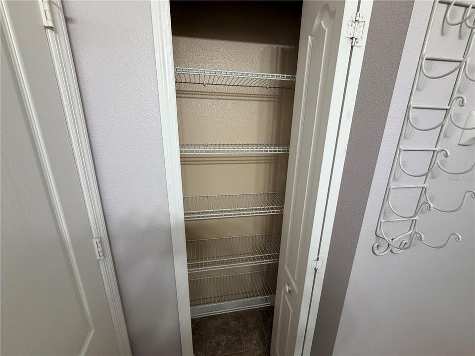 待售: $385,000 (3 贝兹, 2 浴室, 1753 平方英尺)