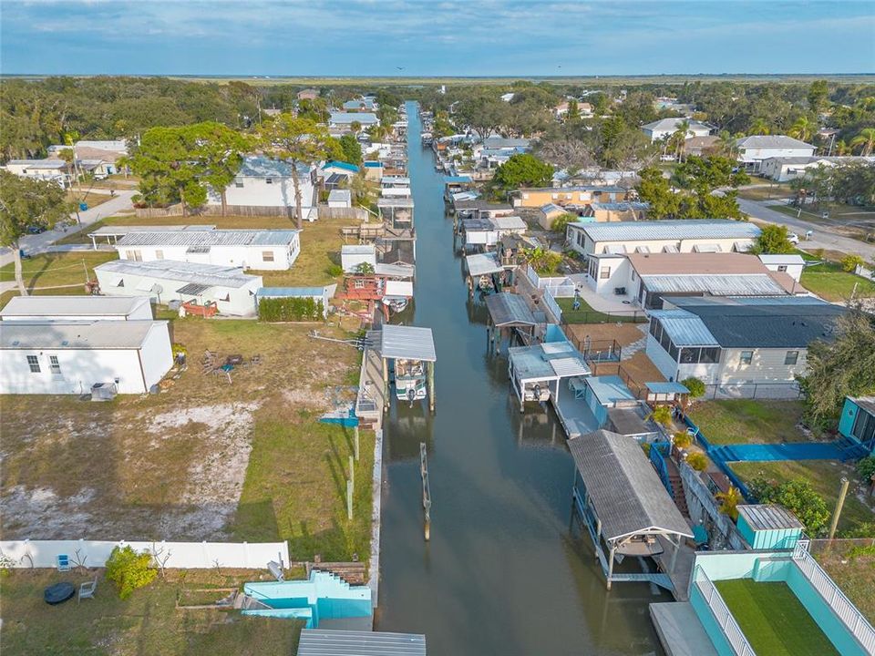 На продажу: $230,000 (0.15 acres)