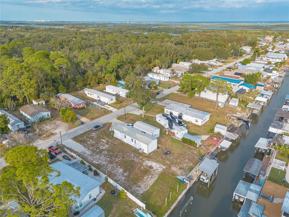 На продажу: $230,000 (0.15 acres)