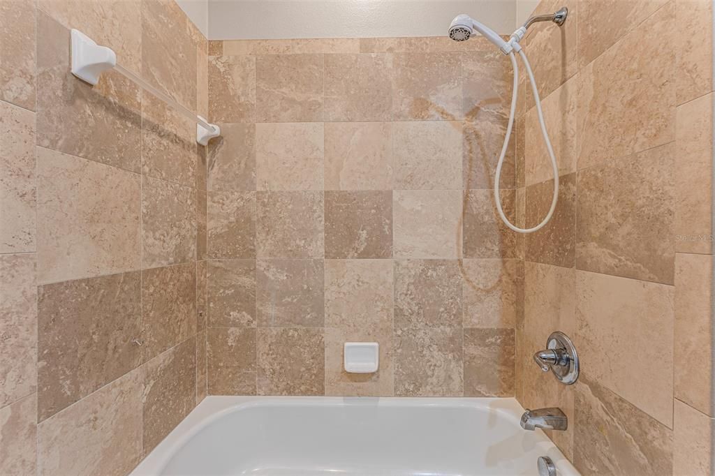 出租: $2,700 (3 贝兹, 2 浴室, 2308 平方英尺)