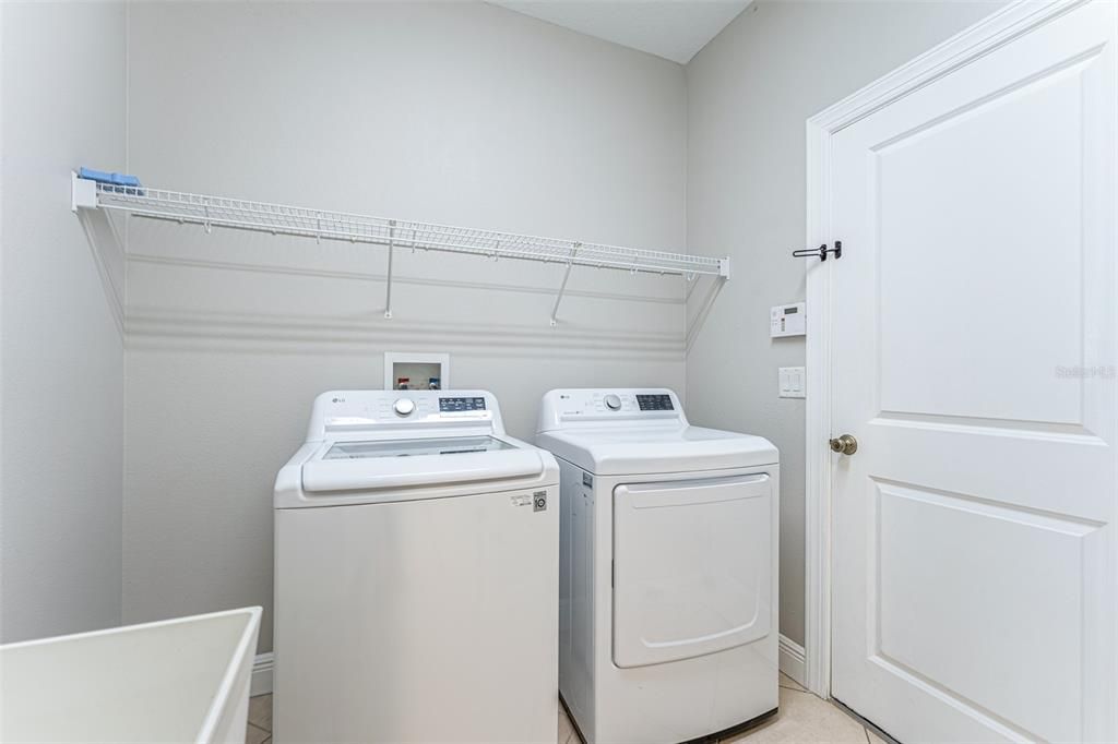 出租: $2,700 (3 贝兹, 2 浴室, 2308 平方英尺)