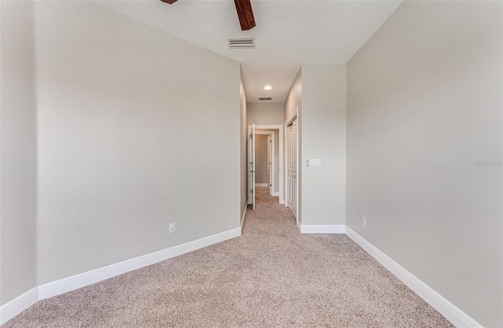 出租: $2,700 (3 贝兹, 2 浴室, 2308 平方英尺)