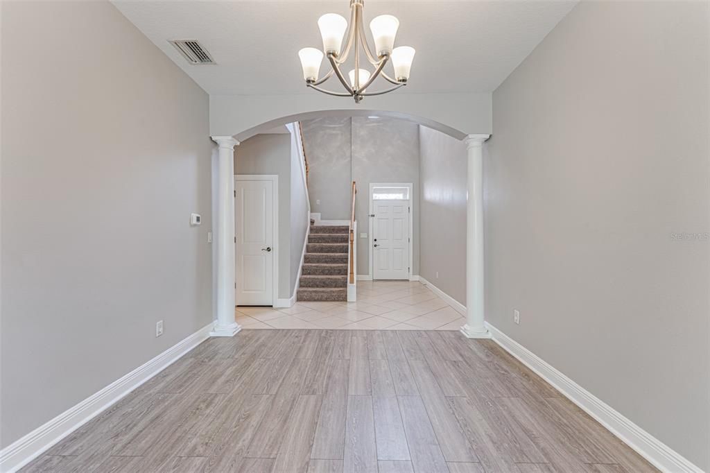 出租: $2,700 (3 贝兹, 2 浴室, 2308 平方英尺)