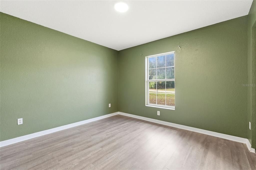 En Venta: $249,000 (3 camas, 2 baños, 1275 Pies cuadrados)