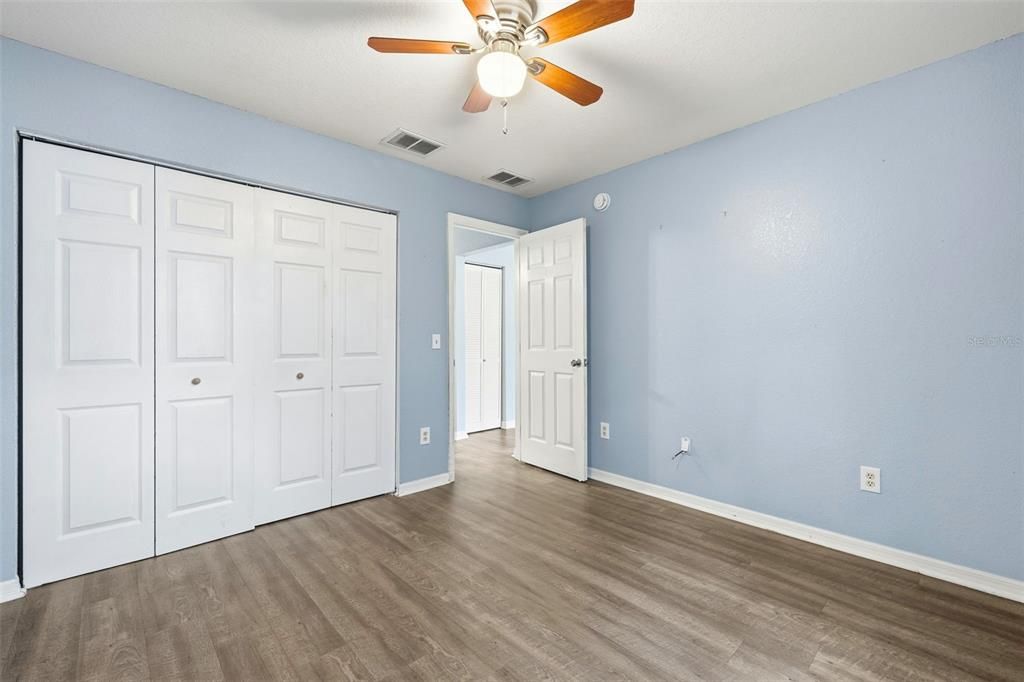 En Venta: $249,000 (3 camas, 2 baños, 1275 Pies cuadrados)