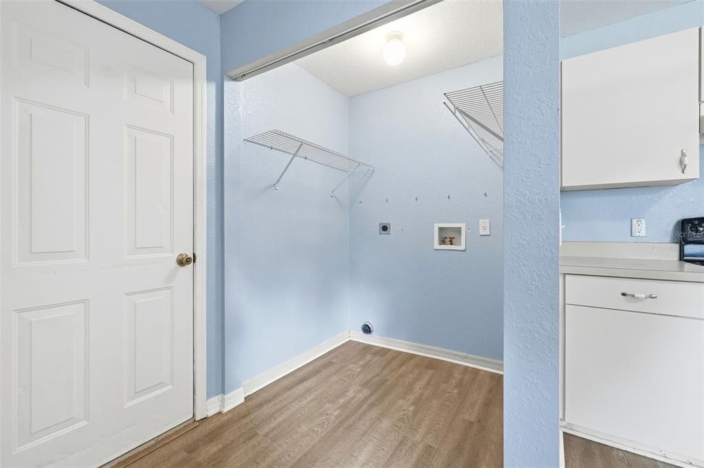 En Venta: $249,000 (3 camas, 2 baños, 1275 Pies cuadrados)