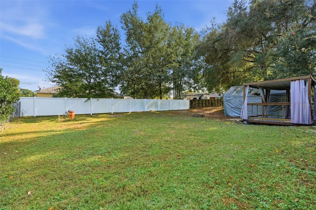 En Venta: $249,000 (3 camas, 2 baños, 1275 Pies cuadrados)