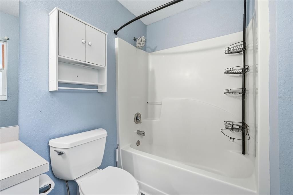 En Venta: $249,000 (3 camas, 2 baños, 1275 Pies cuadrados)