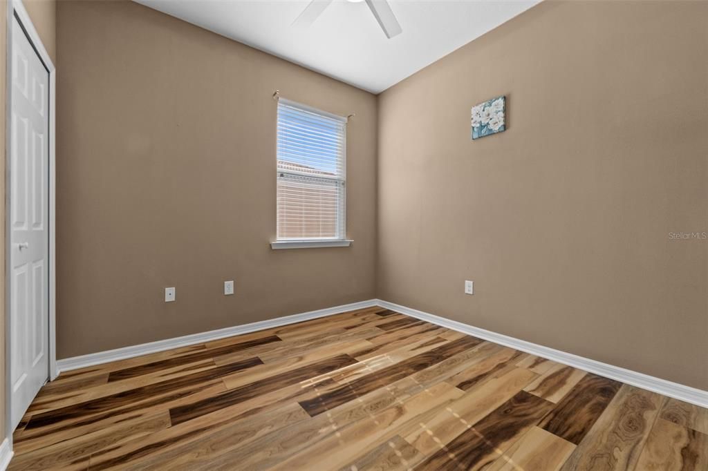 В аренду: $2,050 (3 спален, 2 ванн, 1417 Квадратных фут)