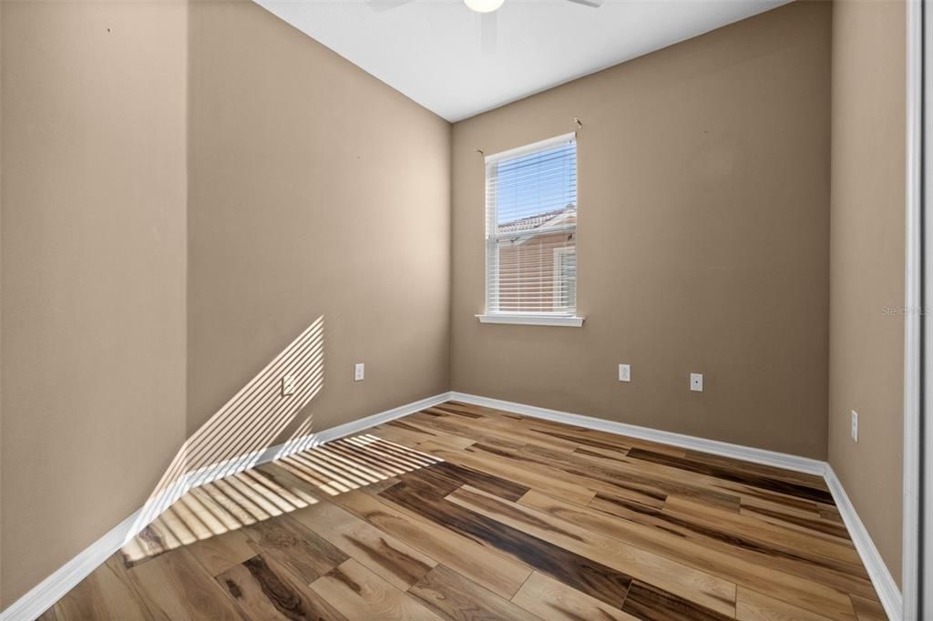 В аренду: $2,050 (3 спален, 2 ванн, 1417 Квадратных фут)