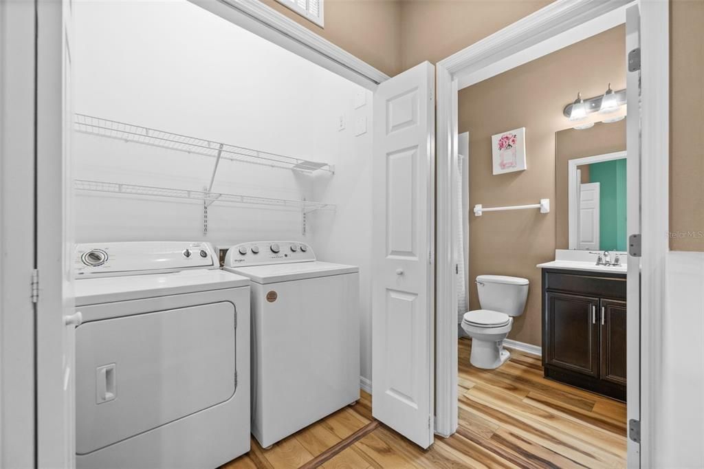 В аренду: $2,050 (3 спален, 2 ванн, 1417 Квадратных фут)