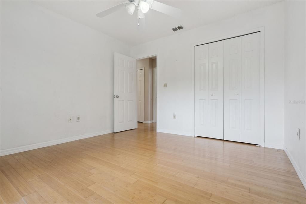 На продажу: $534,900 (4 спален, 2 ванн, 2034 Квадратных фут)