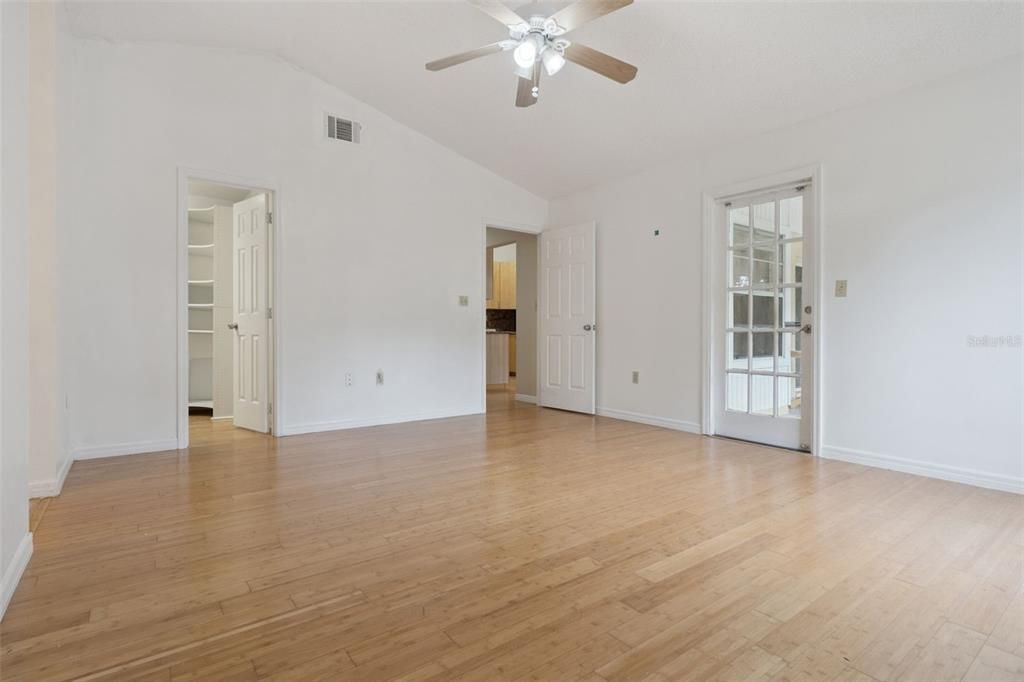 На продажу: $534,900 (4 спален, 2 ванн, 2034 Квадратных фут)