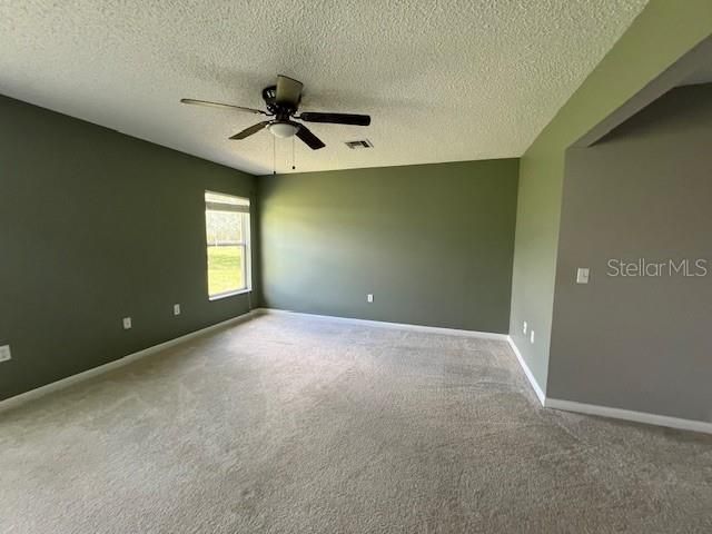 待售: $225,000 (3 贝兹, 2 浴室, 1646 平方英尺)