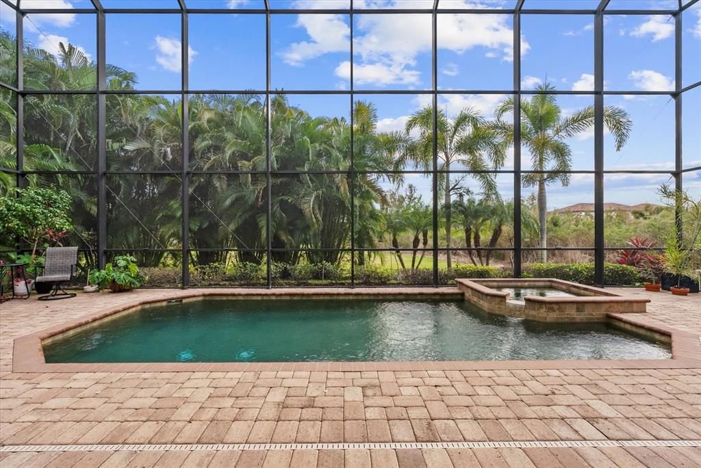 For Sale: $1,190,000 (6 beds, 4 baths, 3930 Square Feet)